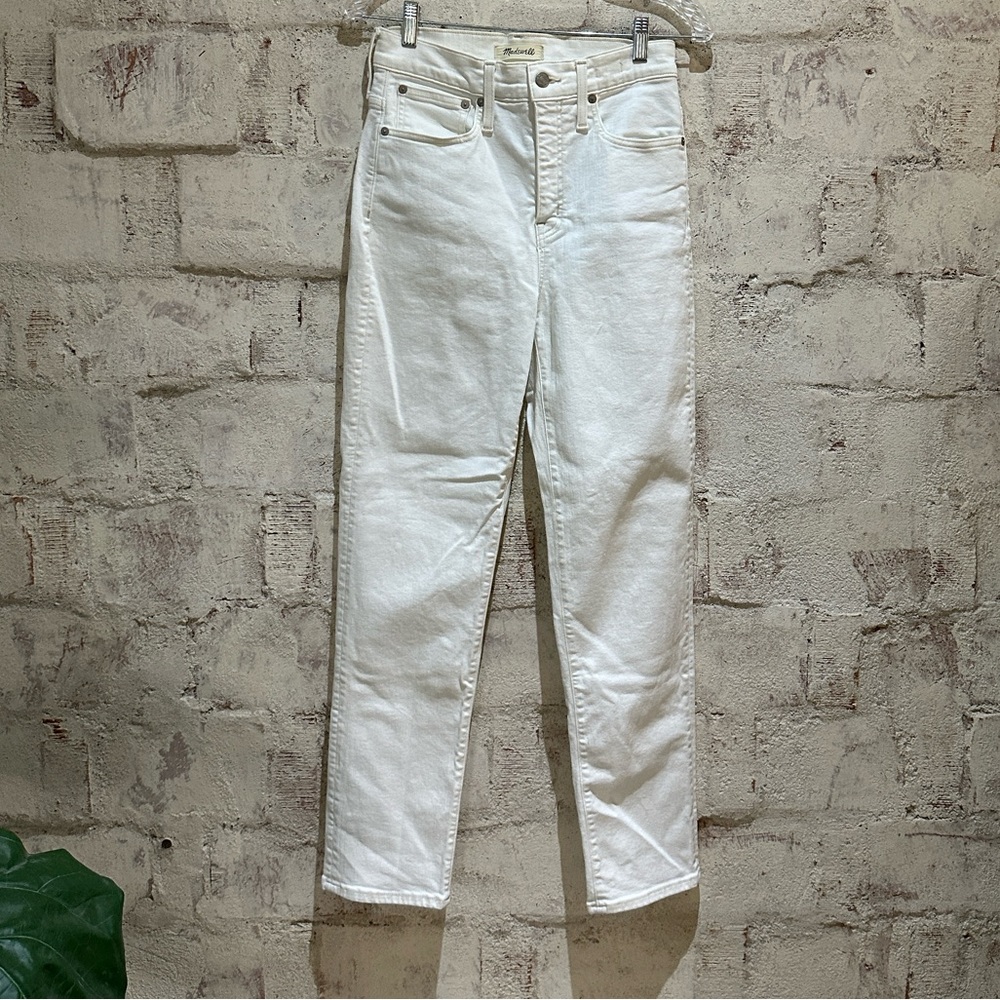Madewell Classic Straight Jean -26T